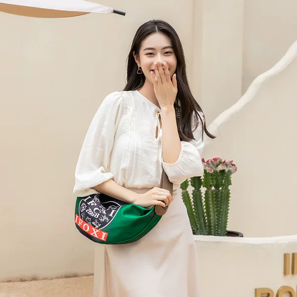 2024 Summer Crescent Bag Single Shoulder Crossbody Bag Creative Fabric Bag Elegant Casual Women's Bag Light Luxury Color-Block Design
