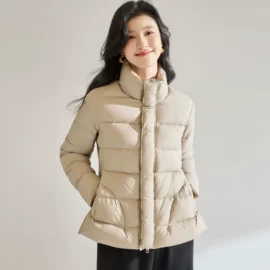 连衣裙;其他短外套;女式毛呢外套