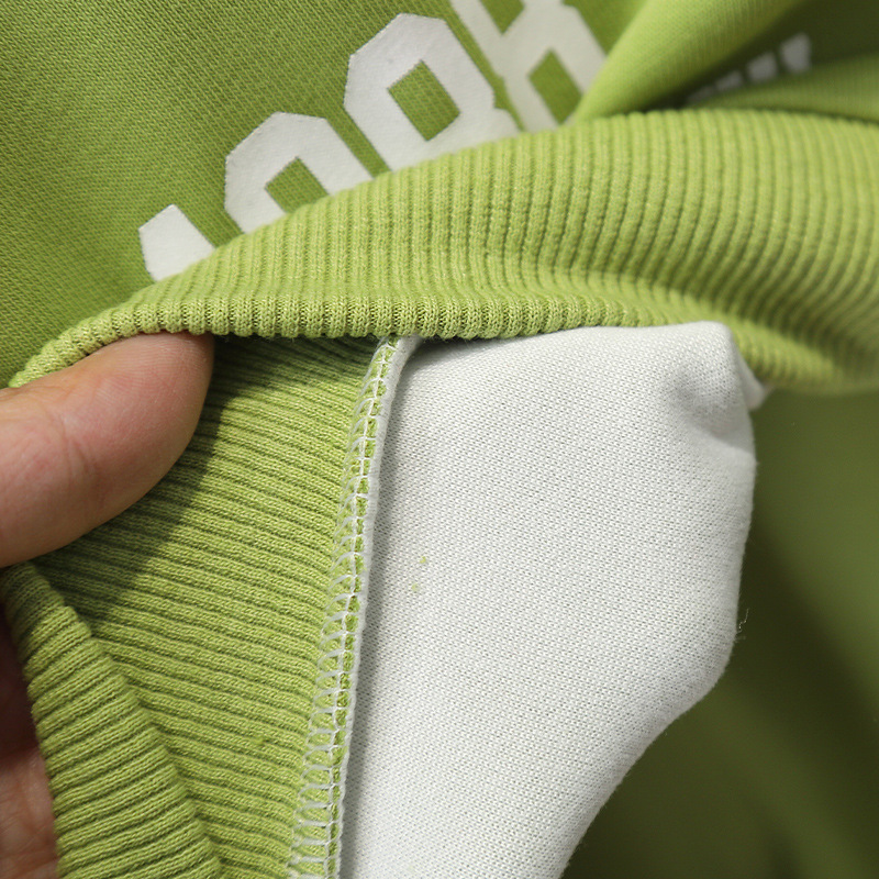 6145 traje de suéter para niños ropa de primavera y otoño 2025 nuevo estilo estilo occidental ropa de letras para bebés ropa de dos piezas de otoño para niños