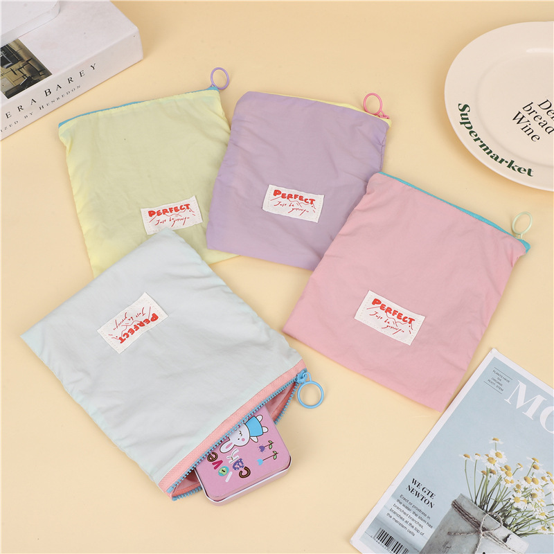 Bolsa de almacenamiento de viaje creativa de macarón de gran capacidad, bolsa de almacenamiento de perfumes multifuncional para el cuidado de la piel, bolsa de maquillaje impermeable