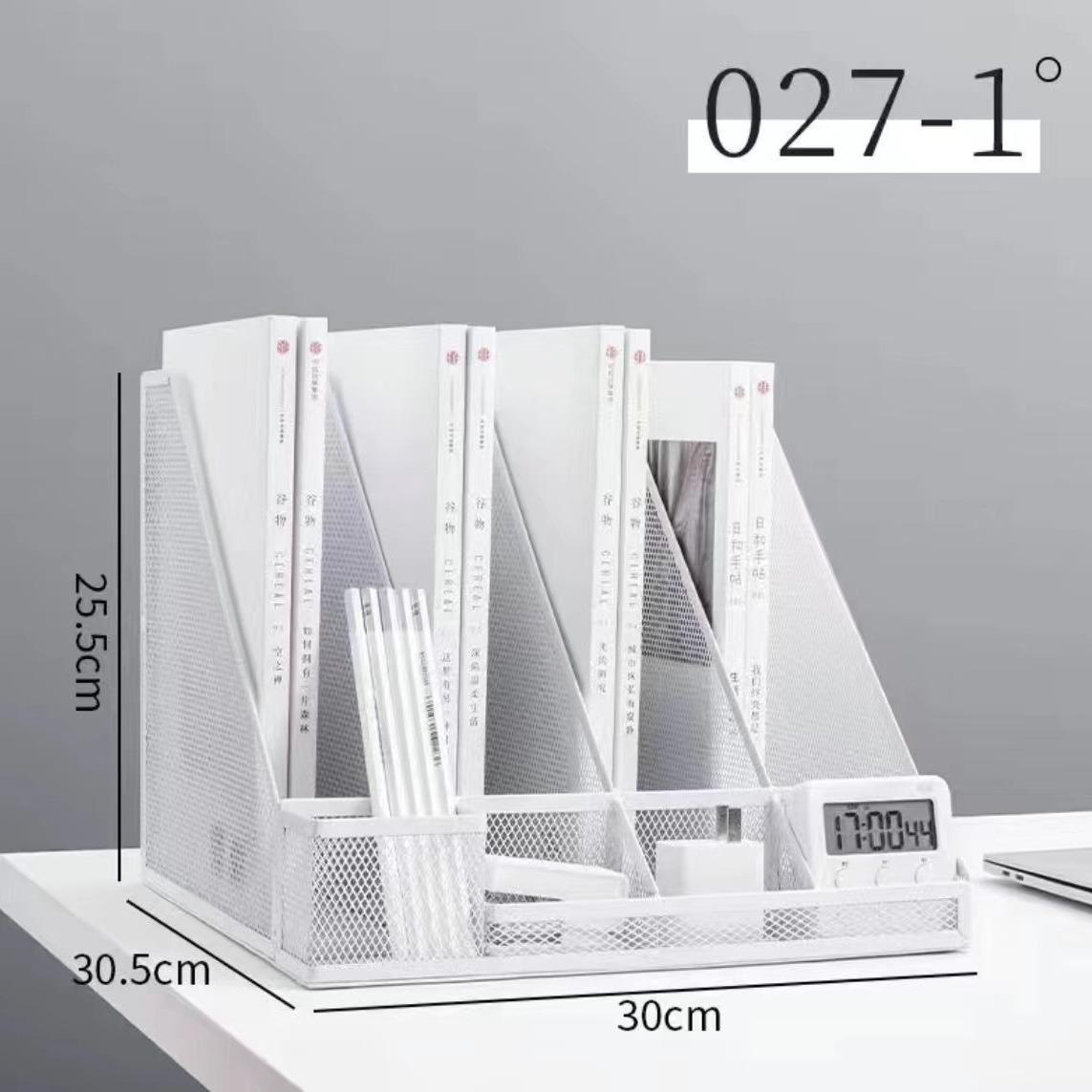 펜홀더가 있는 4중 순백색