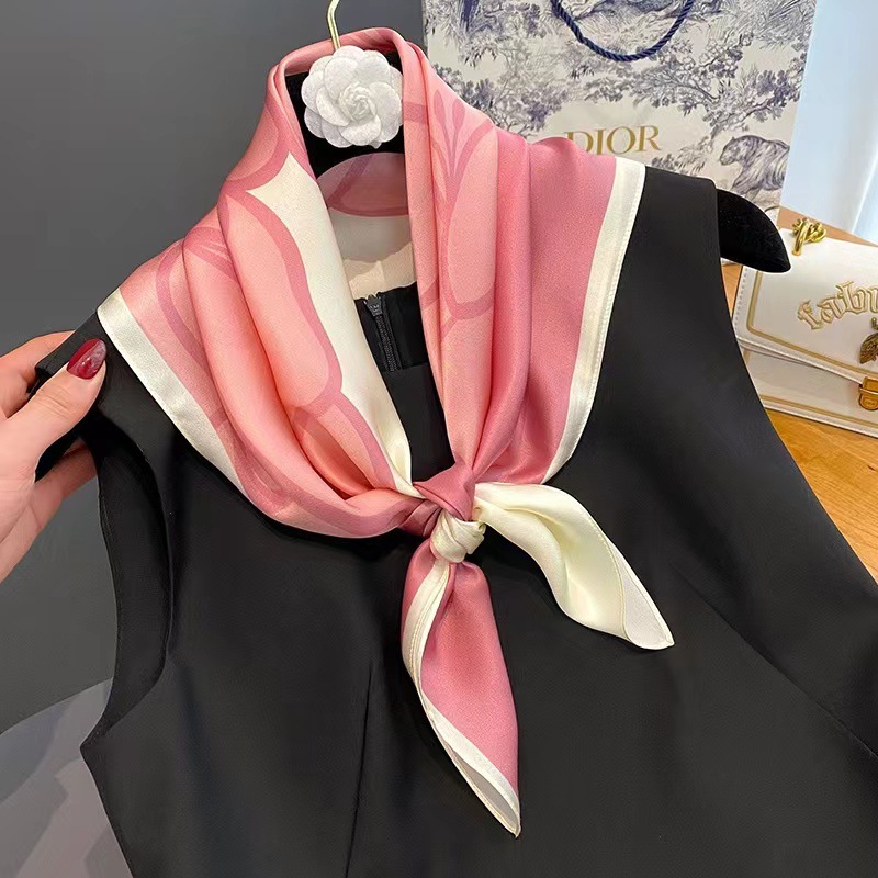 Women's Cute Sweet Color Block Polyester Printing Flowers Silk Scarf display picture 3