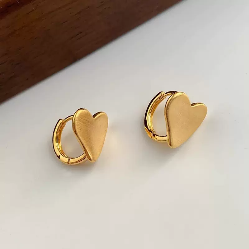 小众设计金属拉丝爱心耳环女韩国气质简约冷淡风耳扣INS风韩国风