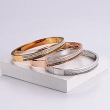 YZ�p�ݸ߼��КW�����C��18k��ɫ�_�ژO���L����ɫ�W�tͬ��Ů