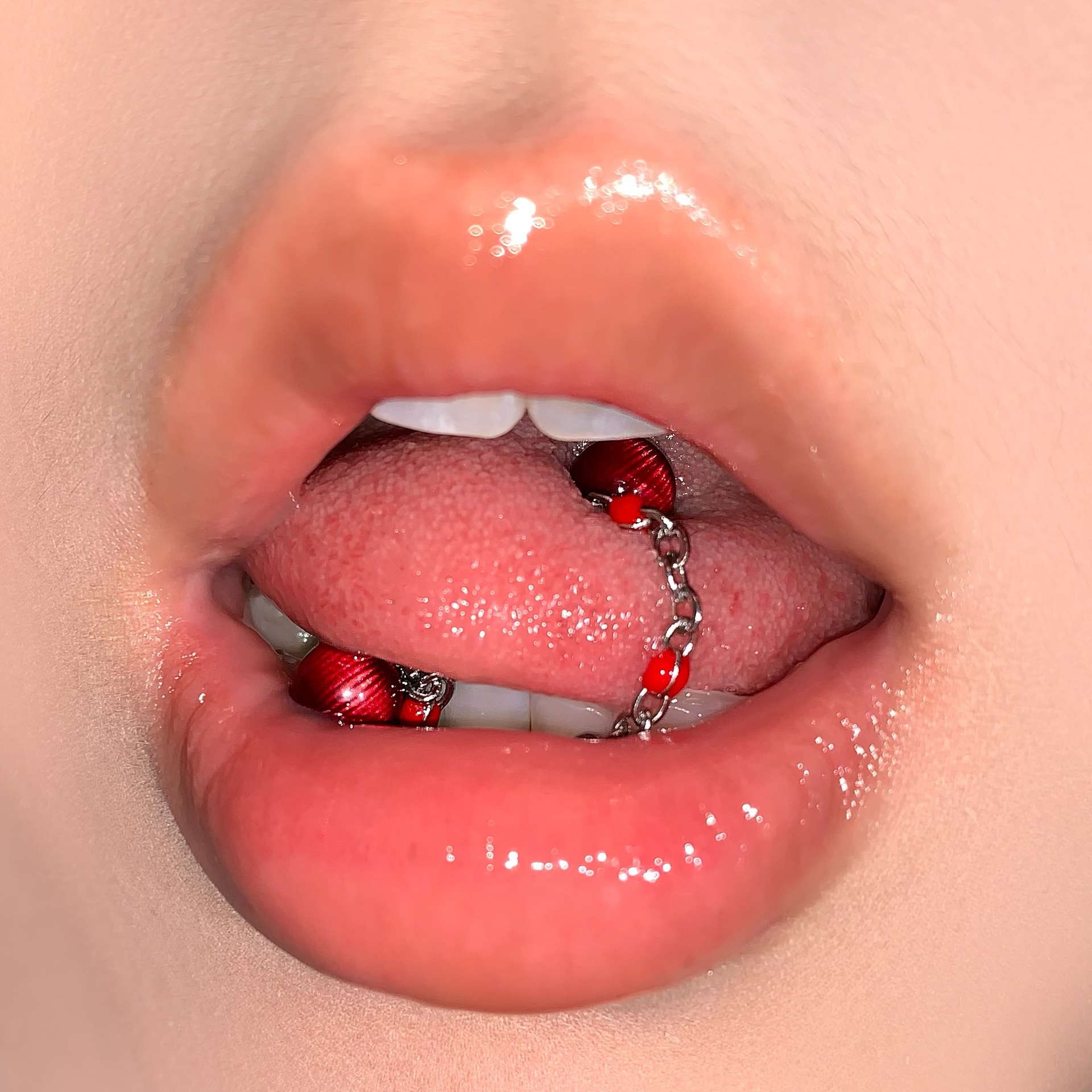 Pointed labret stud close-up product detail