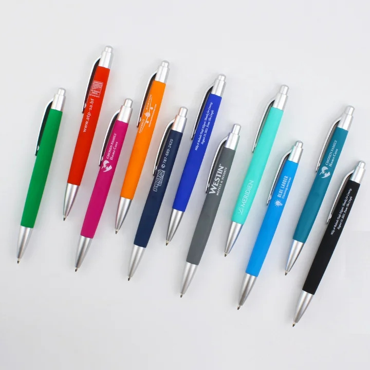 Venta directa del fabricante de bolígrafos promocionales con impresión de logotipo, barriles de bolígrafo con recubrimiento en aerosol, bolígrafos de gel y bolígrafos para firmas.