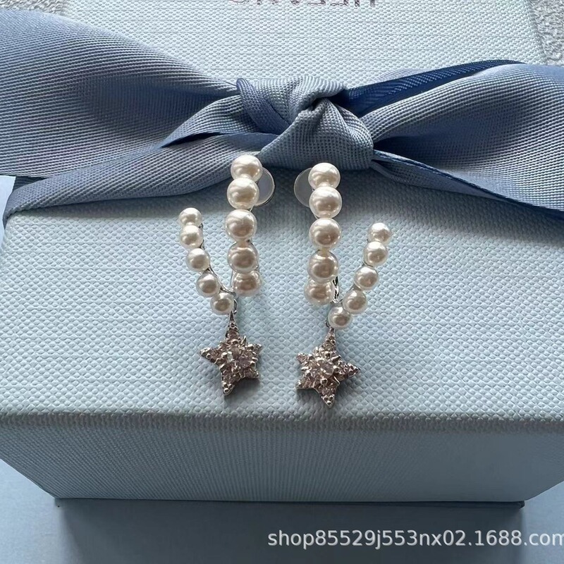 Hefang He Fang Meteor Sweet Dream Earrings Rose Same Style Casual Elegant Pearl White Moonlight Silver Needle Earrings Seiko Hefang He Fang Meteor Sweet Dream Earrings Rose Same Style Casual Elegant Pearl White Moonlight Silver Needle Earrings Seiko