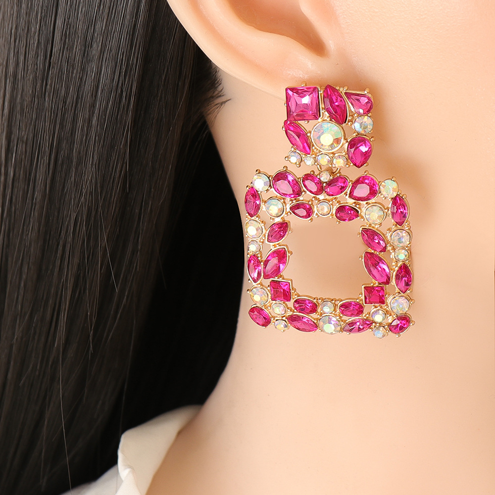 Fashion Geometric Rhinestone Alloy Earrings display picture 2