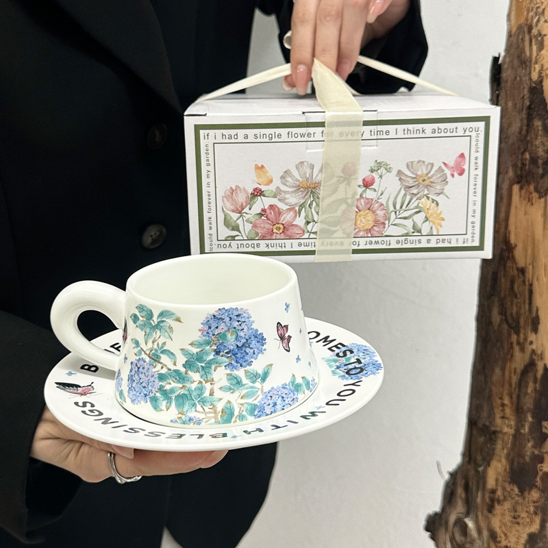 设计感小众绣球花蝶陶瓷咖啡杯碟乔迁新居高档伴手礼新婚结婚礼物|undefined