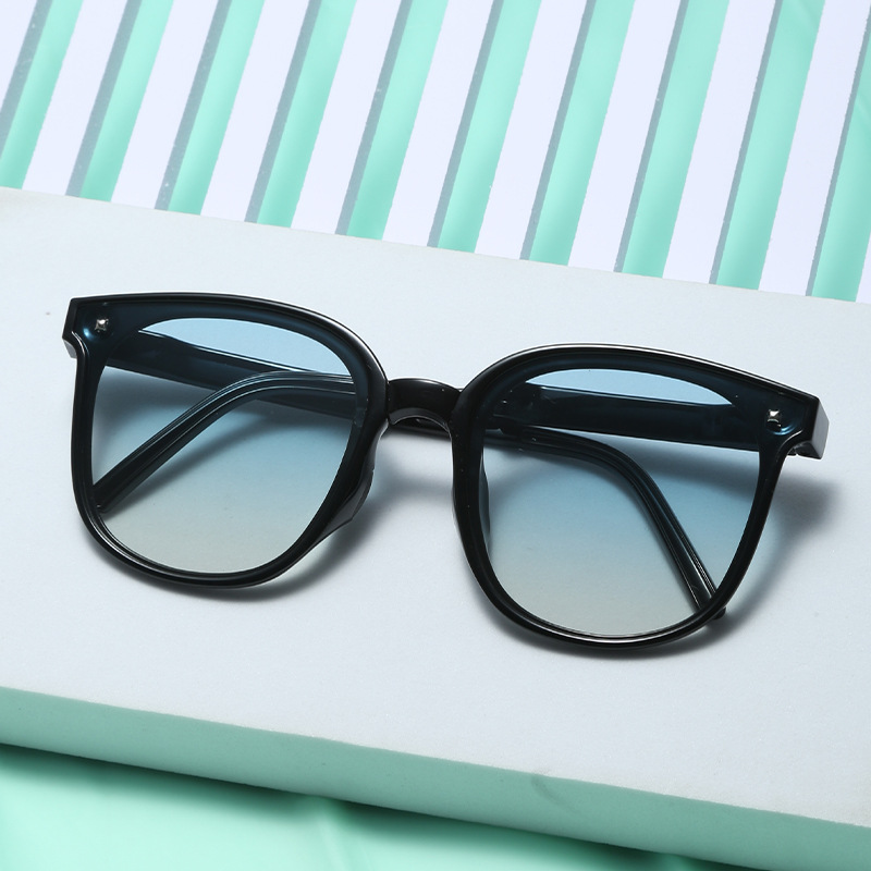 墨镜女偏光新款折叠太阳镜超轻户外便携折叠墨镜太阳镜批发墨镜