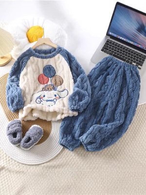 Autumn and winter warm, thick cloud velvet cartoon pajamas set for middle and middle children, male and female children, adult parent-child clothing