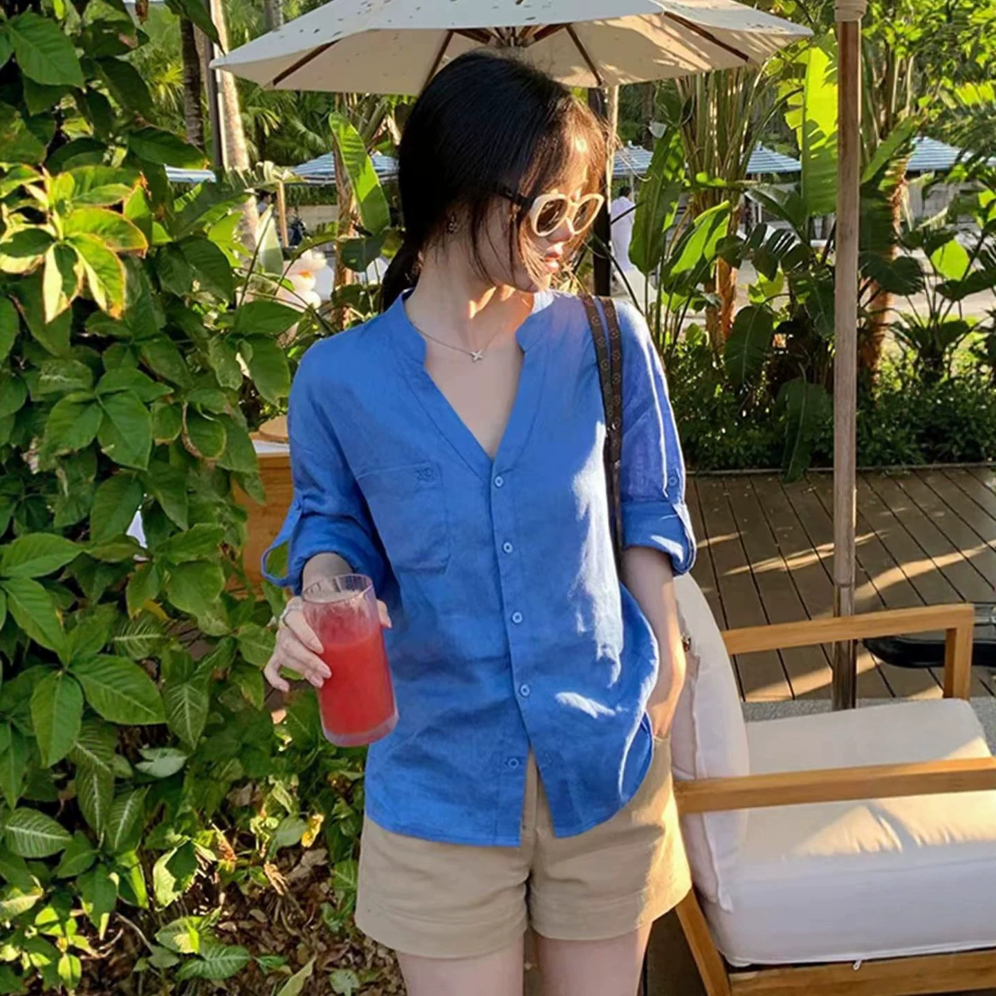 老钱风v领长袖衬衫女2026夏薄款宽松慵懒设计感蓝色衬衣防晒外套