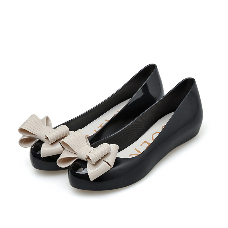 검은 배경에 흰 꽃 [프로스테드로 업그레이드]]