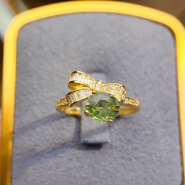 宝石手饰;宝石项饰;宝石耳饰