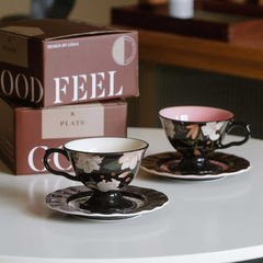 中古風赤い大花陶磁器コーヒーカップ皿フランスロマンチックな昼寝カップ皿コーヒーセット誕生日プレゼント