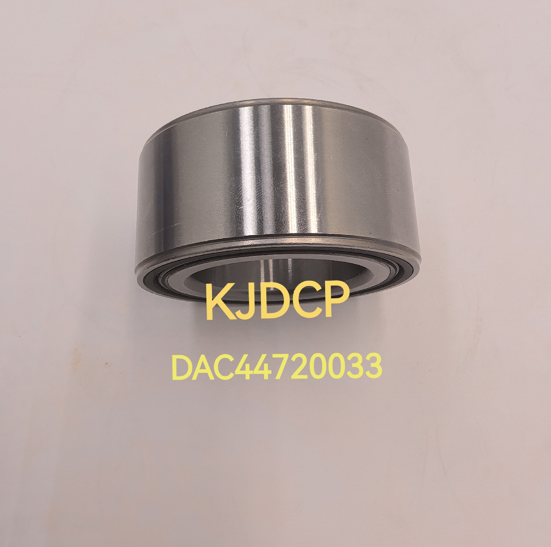 Automotive wheel hub bearings, tapered roller bearings, cylindrical roller bearings, clutch bearings