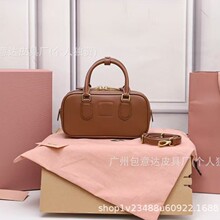 ԭ�S��Ʒ�|ևmiu�ұ��g��ʿ�DС������Ƥ���^������μ�б��Ů