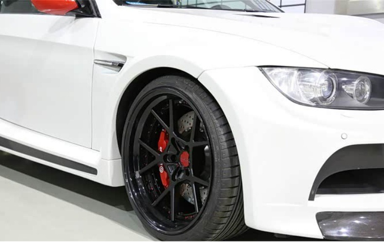 Suitable for BMW E92 E93 M3 modification wide-body V-style carbon fiber front lip, side skirts, and rear lip kit