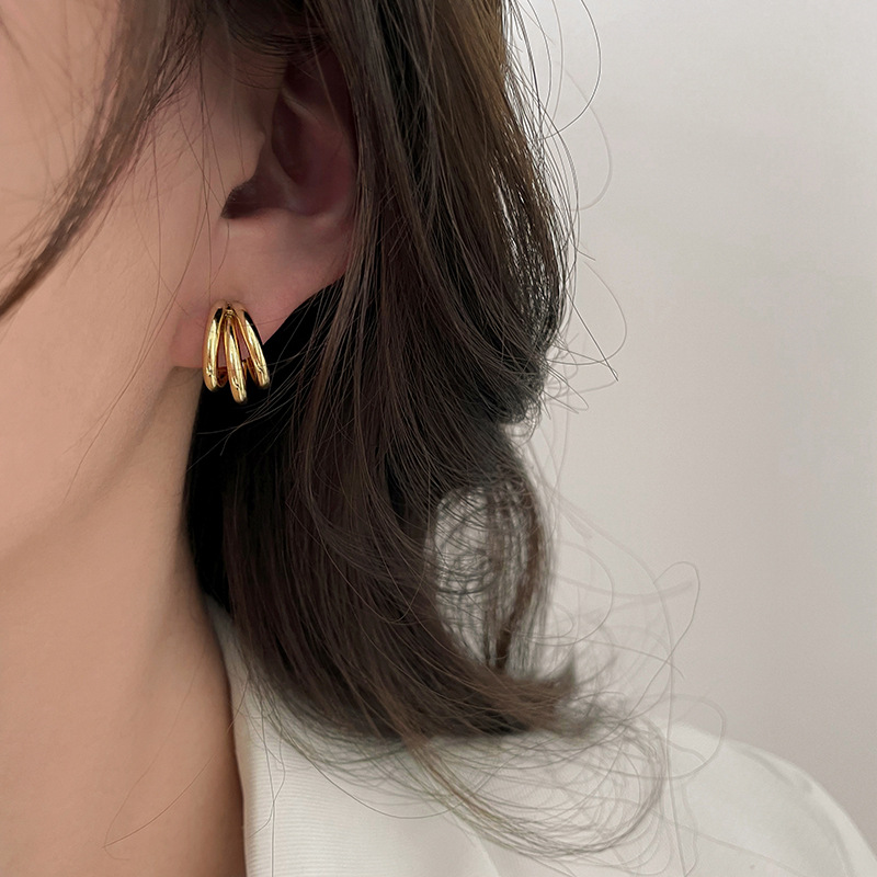 Elegant C Shape Copper Plating Earrings 1 Pair