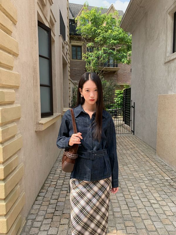 诠释美 NEWOPEN 25秋法式复古风翻领长袖牛仔衬衫女(配腰带)F6266|undefined