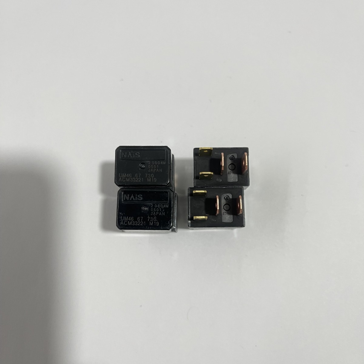 松下12V 4脚继电器UM4667730日产继电器ACM33221 M19