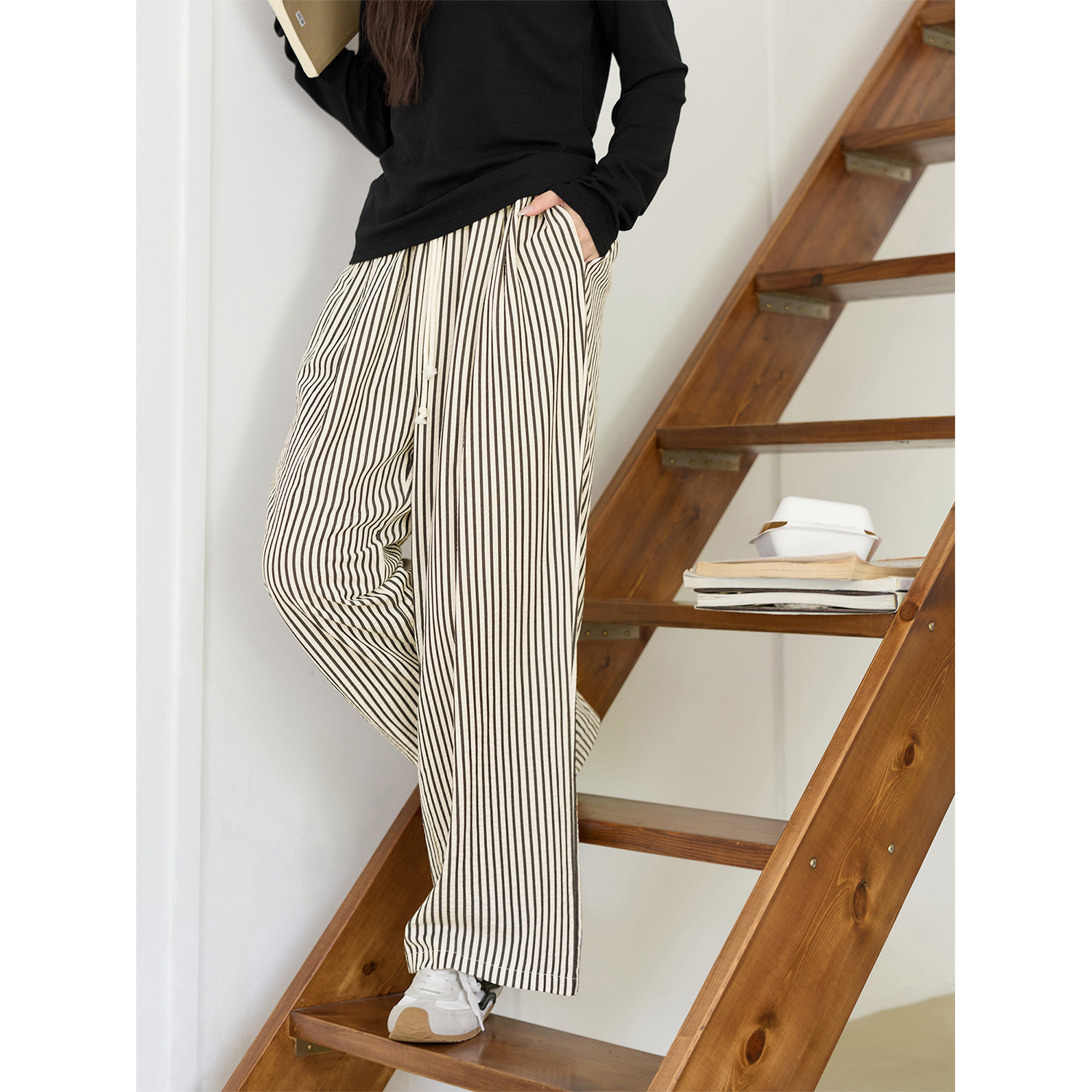 Plus Size Women's 2025 High-Waisted Black and White Vertical Striped Wide-Leg Pants with Drape, Lazy Summer Thin Casual Walking Pants