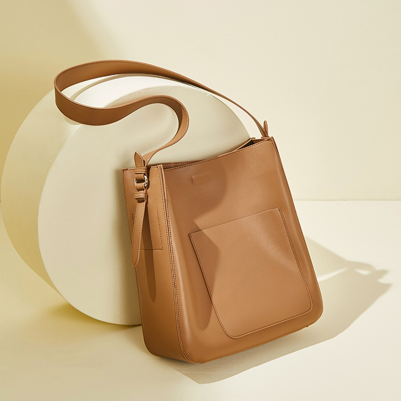 Trending Hot-Selling Market Basket Crossbody Bag For Women, Retro Bucket Bag, Genuine Leather Niche Design Large Capacity Tote Bag - Thumbnail 2