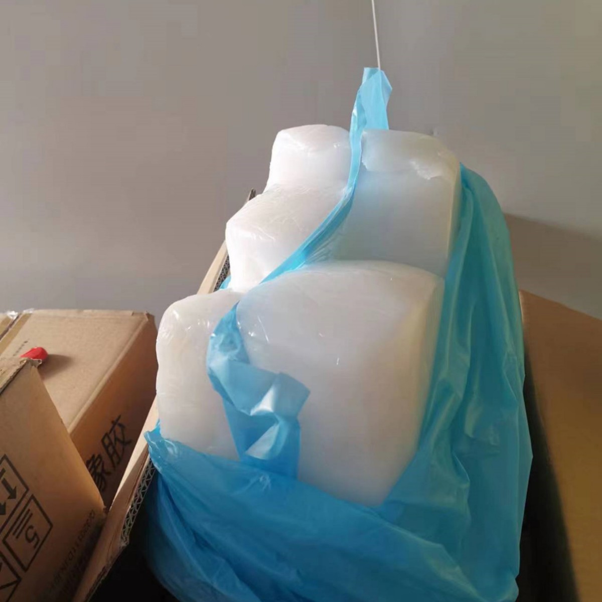 直销东爵模压混炼硅橡胶度数30度硅胶原料7130 ，低压变高回弹