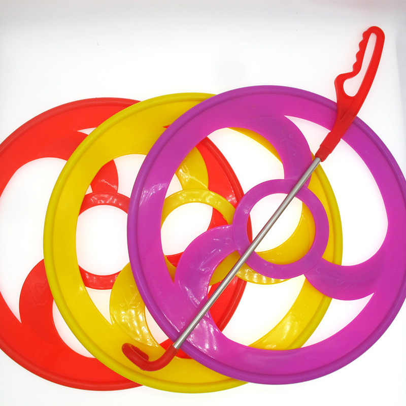 Hot Wheels Rolling Hoop Plastic Nostalgic Hand Push Ring Kidsren's Sensory Training Equipment Outdoor Family Sports Toys Batch Hot Wheels Rolling Hoop Plastic Nostalgic Hand Push Ring Kidsren's Sensory Training Equipment Outdoor Family Sports Toys Batch