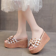 ů���R2026�ļ��¿��a43 42�a�⴩��ЬŮ�¸���ȹ�Ӻ�����ߛ�
