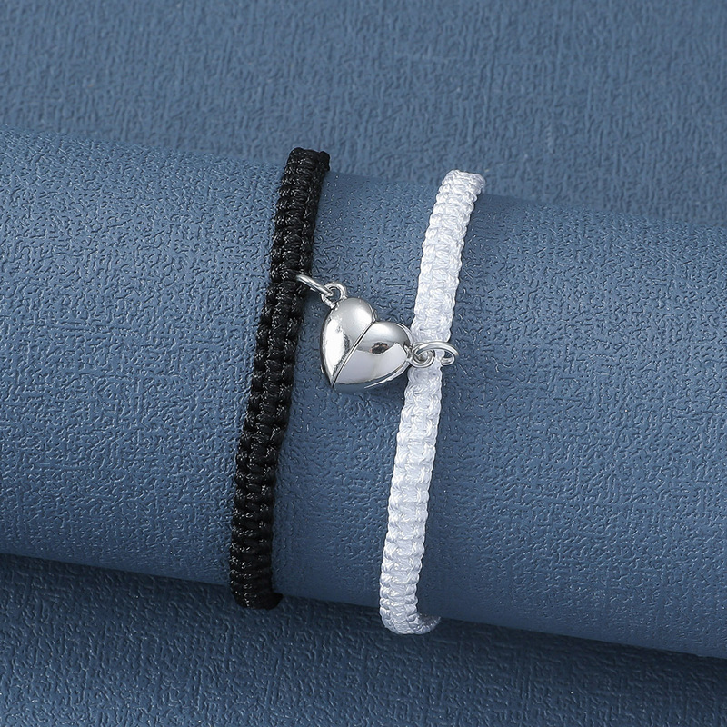 Cross-border new couple woven hand rope black white black red long-distance love magnetic bracelet bracelet rope jewelry