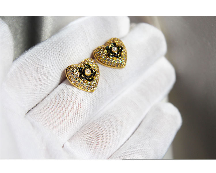 9g Weight Artificial Gemstones Inlay Material Fashion Heart Black Drop Glaze Camellia Pearl Copper Gold-plated Earrings