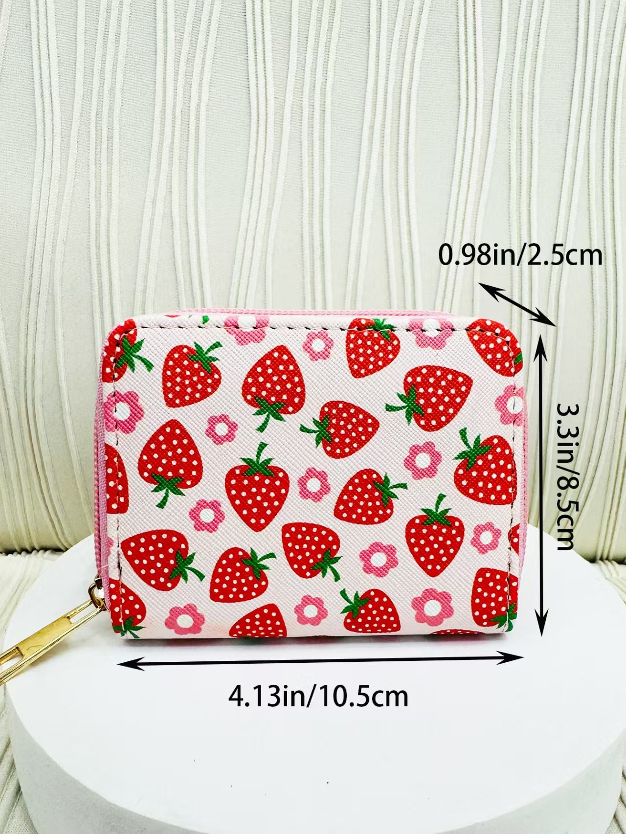 36g Weight Side Zipper Closure Type Coin Purse Bags Type 1 Piece Quantity Holiday, Travel, Selfie Occasion Women's Strawberry Pu Leather Side Zipper Wallets