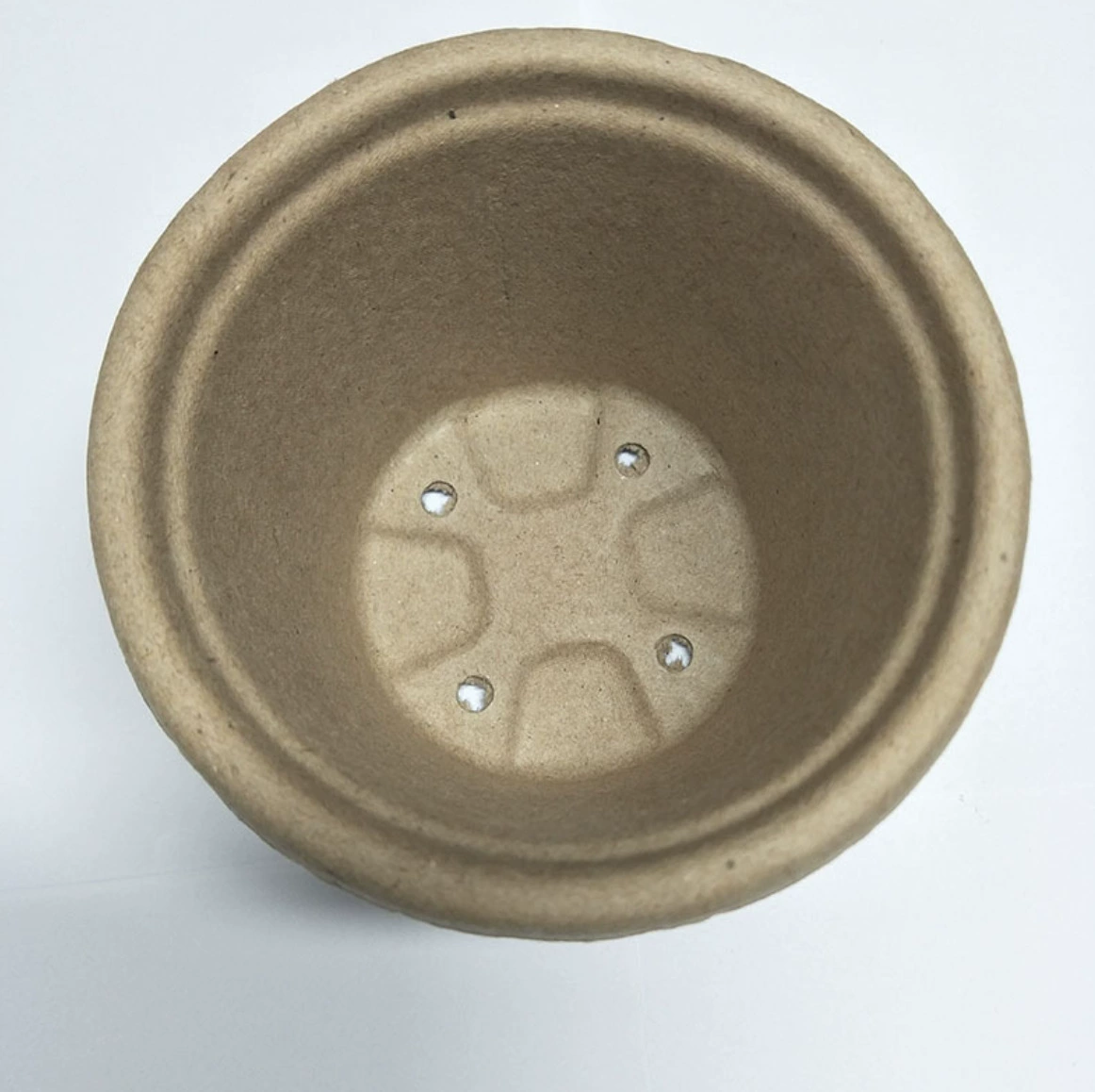 Разлагаемая целлюлоза Садоводство Бумажная чашка 11CM Небольшой горшок с 4 отверстиями для выращивания семян рассады питомник