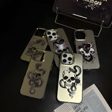 暗黑骷髅蛇适用iPhone16promax手机壳苹果1513111412跨境电镀IMD