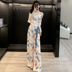 网红炸街休闲运动套装女夏季碎花阔腿裤扎染吊带防晒开衫气质三件