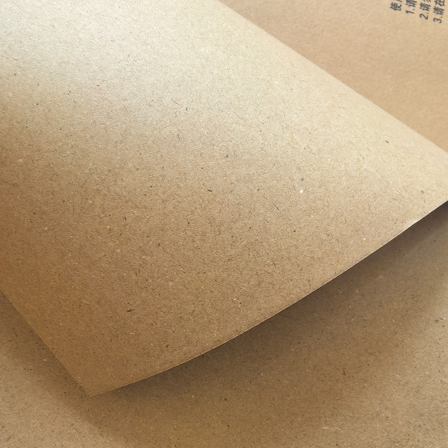 Disposable car repair floor mats, car logo kraft paper floor mats, dustproof and waterproof floor mats for car wash shops and beauty salons