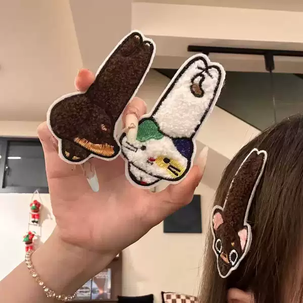 Cartoon calico cat, dachshund, and Chihuahua animal-themed magic tape, soft and cute, suitable for girls, seamless, for styling short hair and bangs