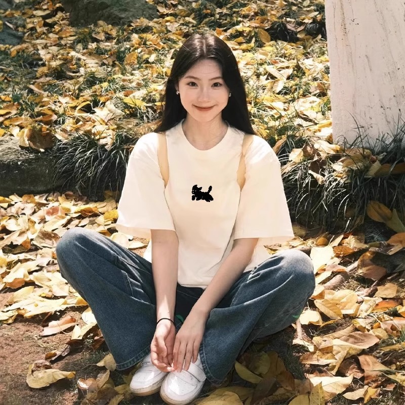 살구 (가운데 작은 강아지)