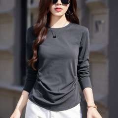 52005純綿の長袖の底のシャツの女性2025春と秋の新型の丸首のtシャツの上着は身を修めて合わせて底のシャツを詰めます。