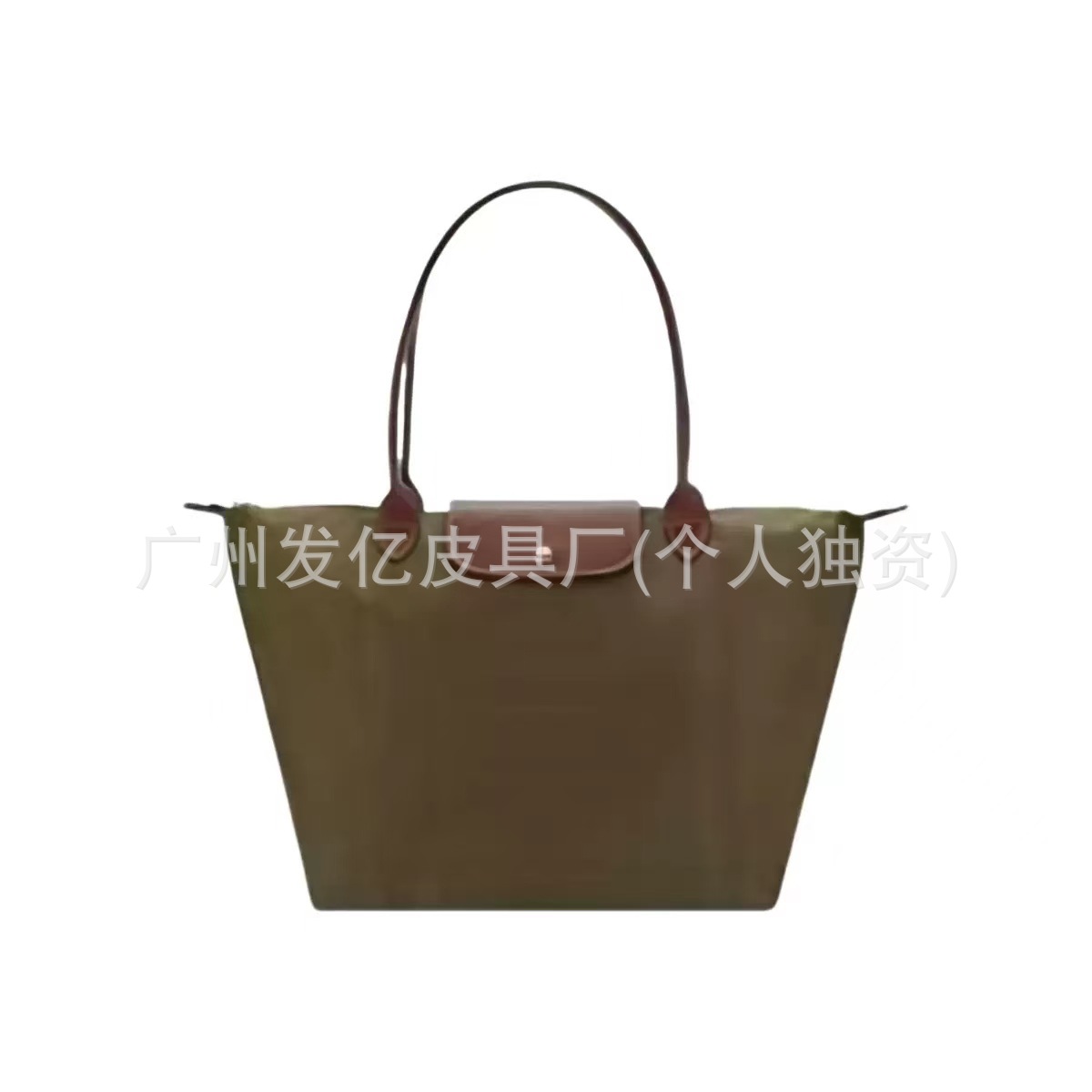 클래식 올리브 그린