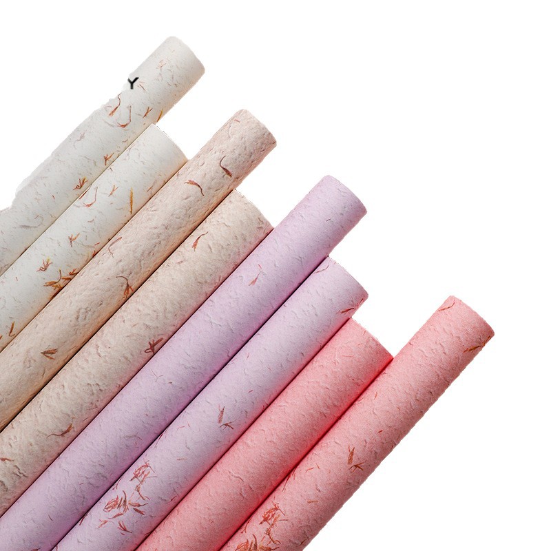 Papel de pétalo desmenuzado de pensamiento de siete colores Papel Dongba Papel floral Papel Fenghua Ramo Papel de embalaje Flores de alta calidad