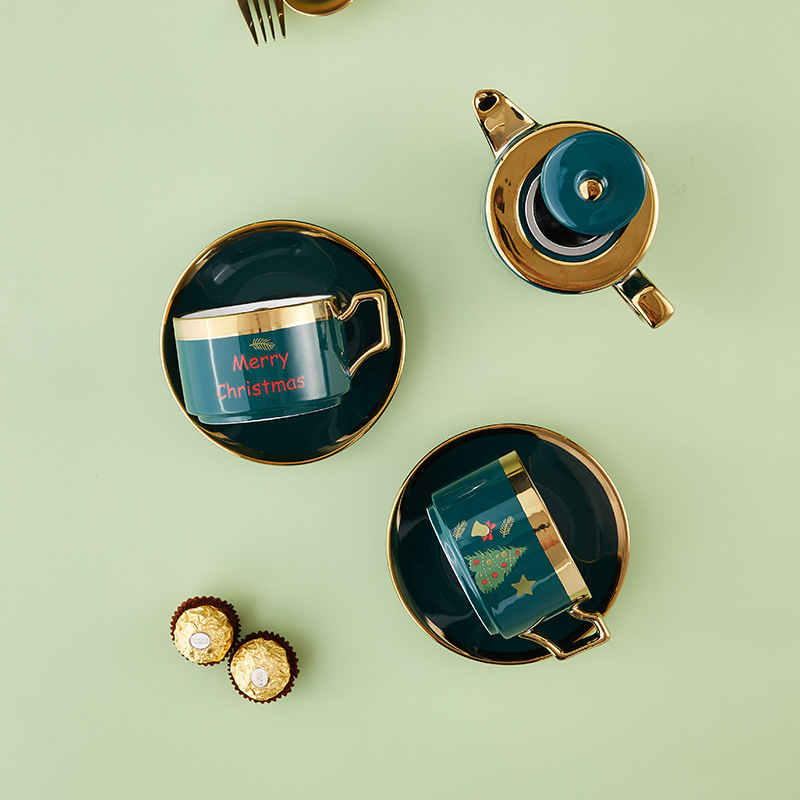 Estilo europeo del norte de cerámica tetera taza de agua conjunto Santa Claus juego de té taza de té juego de sala de estar hogar regalo