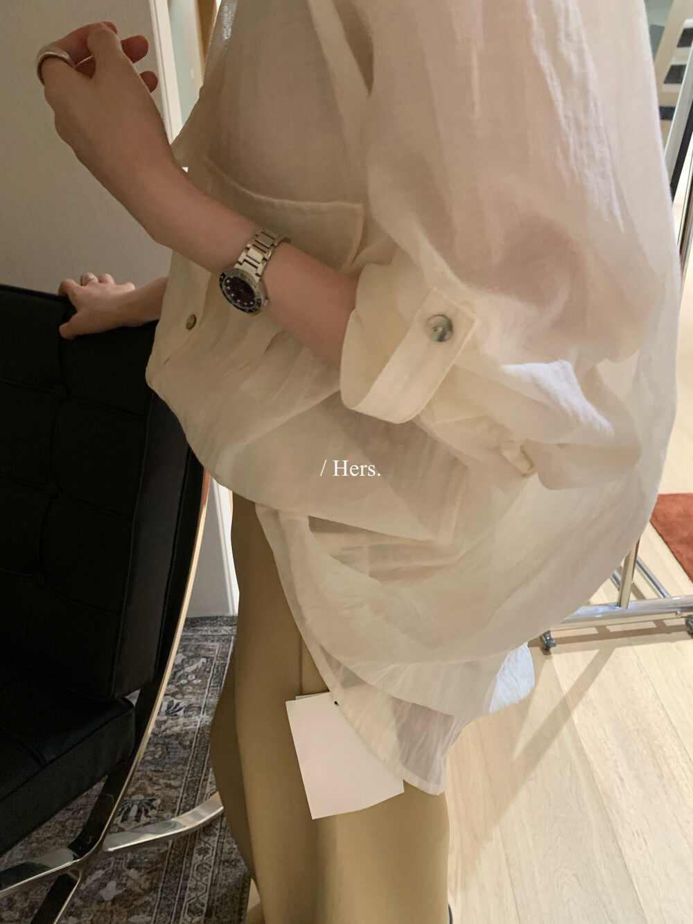 Áo sơ mi nữ dài tay cổ bẻ phối nếp gấp phong cách lão tiền — xám nhạt, màu cam, màu trắng chi tiết 34