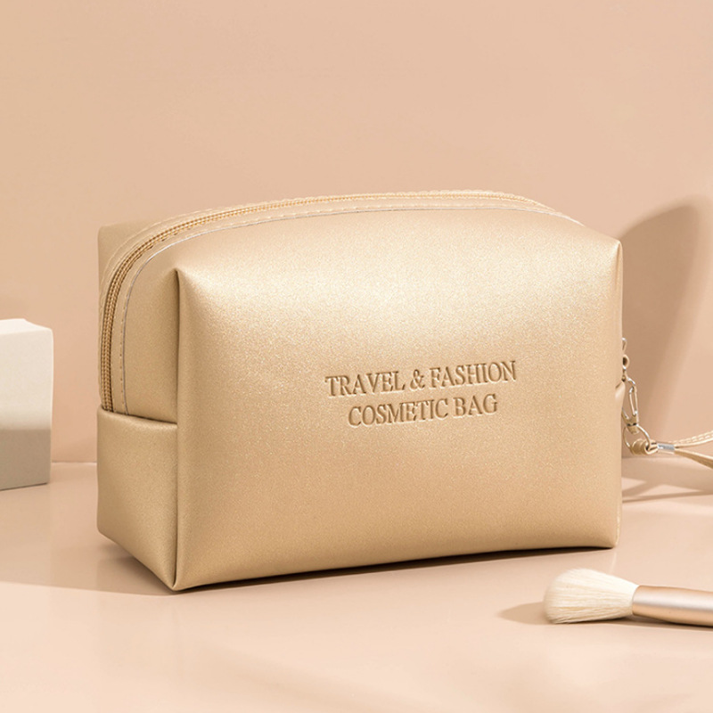 ��óŮʿ�˽ǻ�ױ��ʵ������С���ƻ�ױ��Ůʿ��ױƷ����