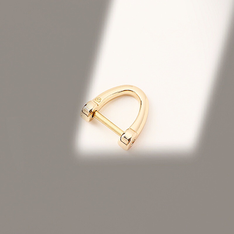 D-type horseshoe buckle zinc alloy keychain luggage buckle car keychain ring semicircle hanging plated hardware accessories wholesale