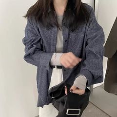 レトロな格子の青いシャツの女性の長袖の春秋冬の上着の新型のゆったりしている百合の怠惰なアメリカ式のシャツのコート