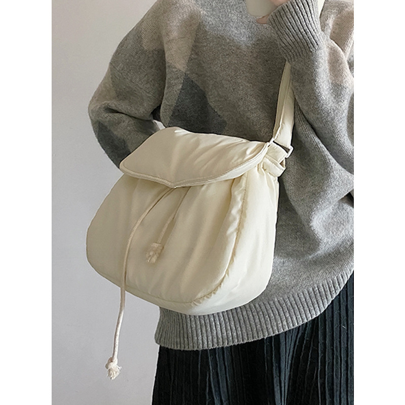 Tas Dames 2021 Nieuwe Zachte Eenvoudige All-match Flap Trekkoord Wolken Katoenen Canvas Tas Schouder Crossbody Tas Trendy_voghion.com