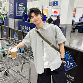 夏季新款日系黑白色格纹翻领短袖衬衫男款青少年宽松休闲薄外套潮