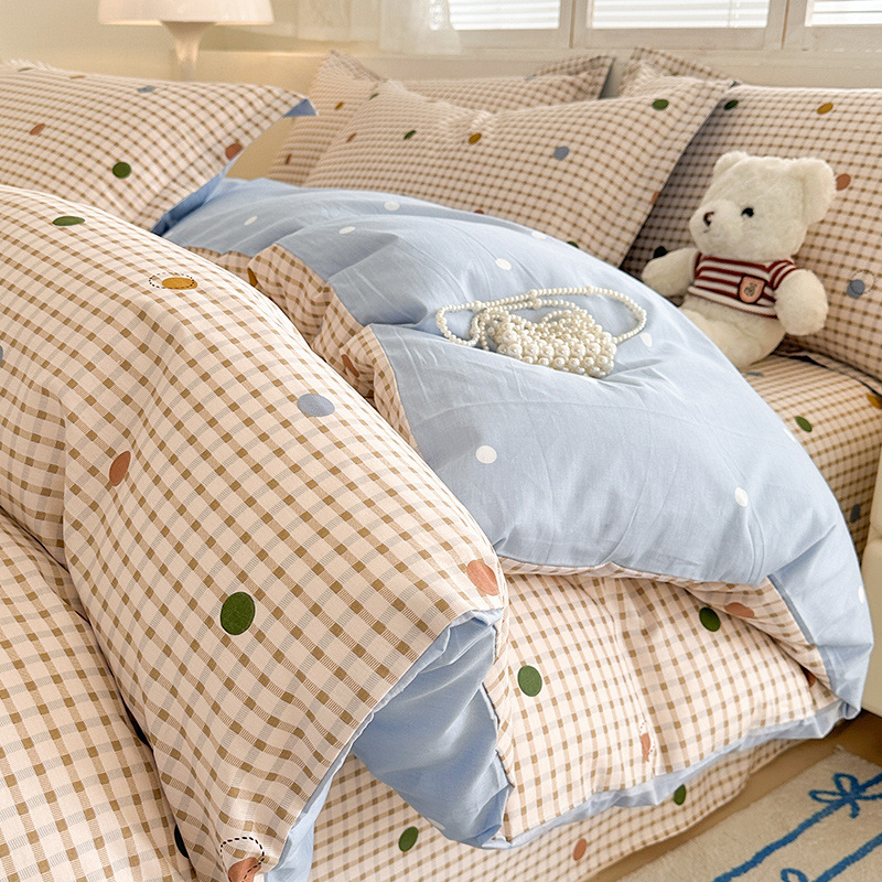 Cama de algodón de algodón de cuatro piezas, pequeña y fresca 2025, nueva sábana de invierno, funda de edredón, sábana, ropa de cama, lujo ligero, alta gama